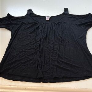 Candies XL Black Short Cold Shoulder Floral Lace Strap Blouse